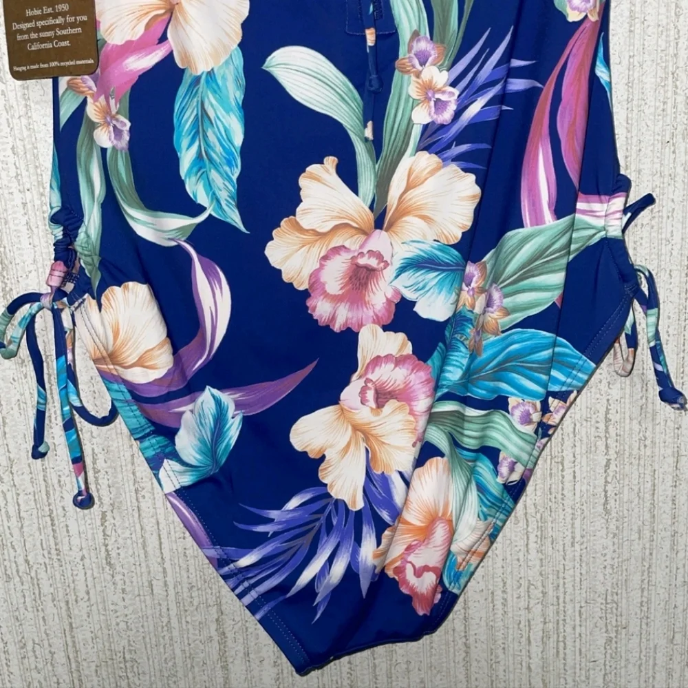 NWT Hobie Size Medium Once piece Swimsuit Zippered Back Blue Floral